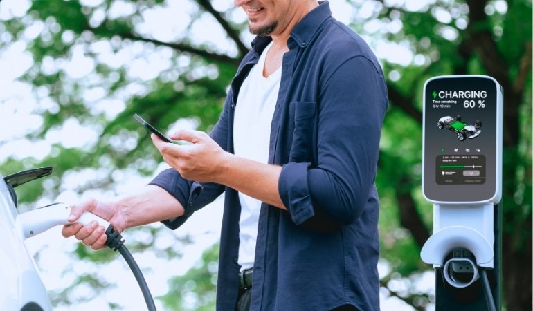 What to Consider When Comparing EVs' Charging Time and Cost Together